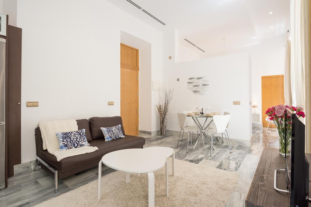 Apartament Plaza Picasso Malaga Zewnętrze zdjęcie
